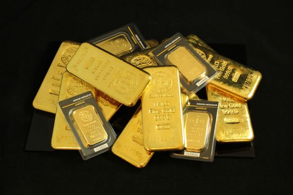 Évaluation actuelle du lingot d'or de 250g : prix et tendances